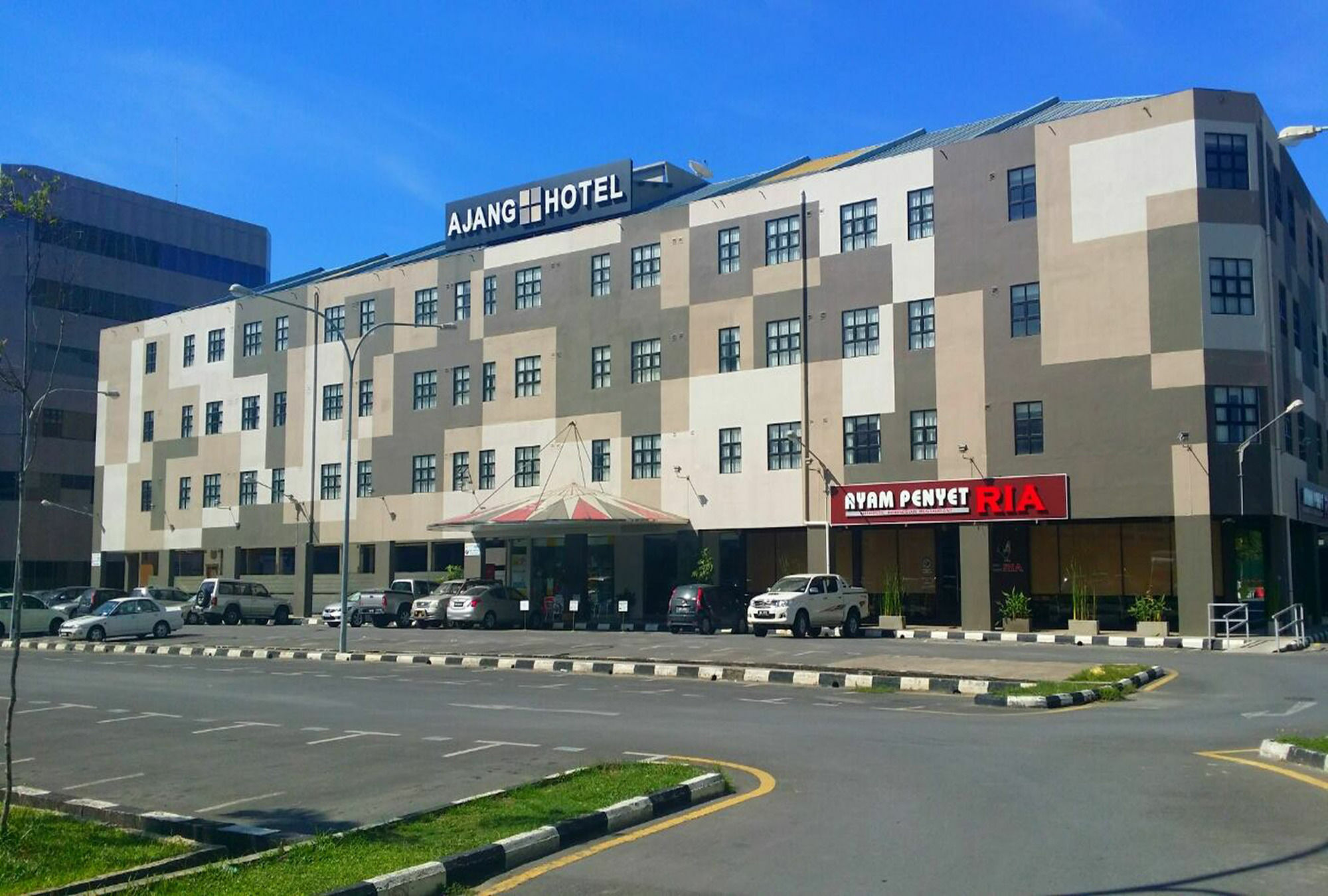 Ajang Hotel Miri Exterior photo